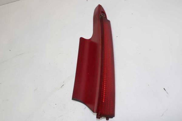 FEU ARRIERE DROIT CITROEN C4 5 PORTES 11/2004-10/2010 ( PARTIE SUPERIEUR ) - Vue 1